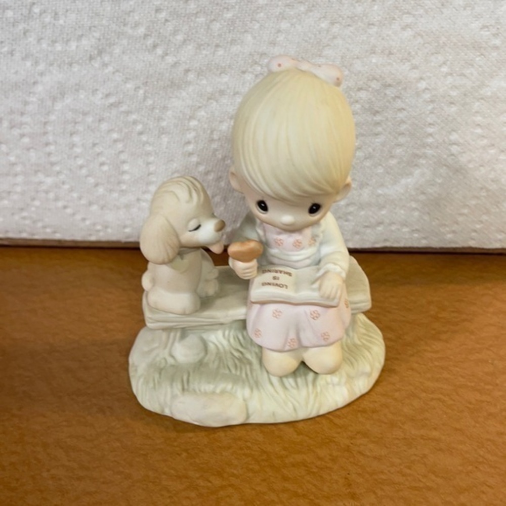 Precious moments. Loving is sharing.